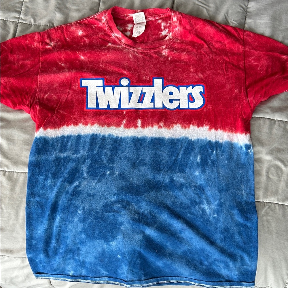 Men’s Gildan, Twizzlers red white and blue shirt Large